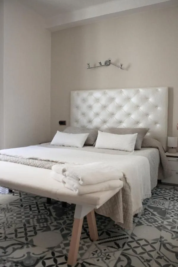 Fonda Mitja Hotel Torroella De Montgri 0*,