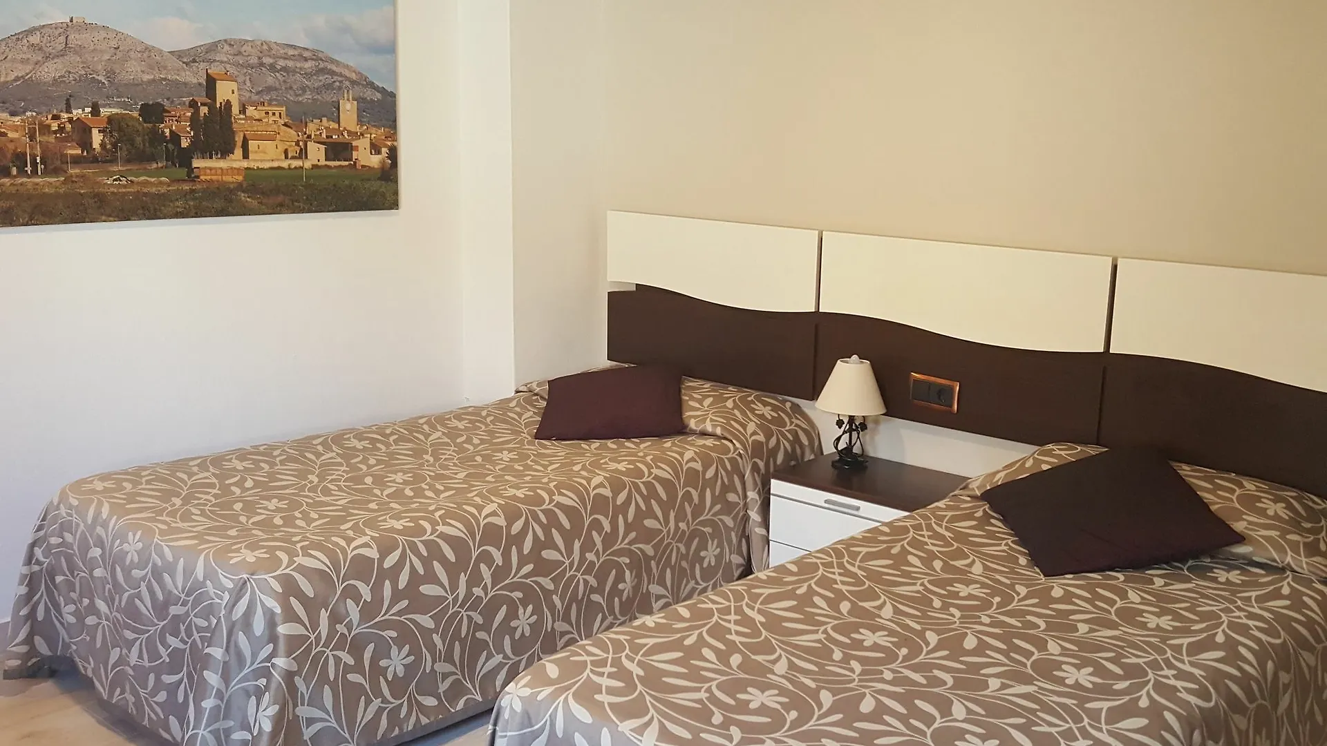 Fonda Mitja Hotel Torroella De Montgri 0*,  Spain
