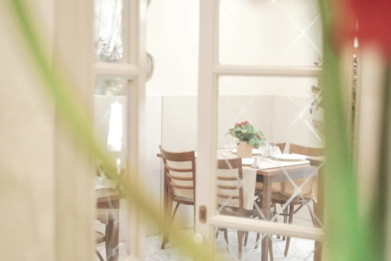 Fonda Mitja Hotel Torroella De Montgri Guest house